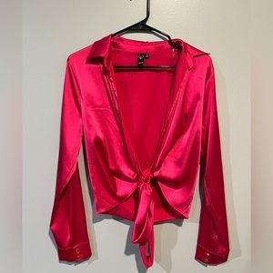 Brand: Windsor Size: Medium Condition:Like New. Only worn once